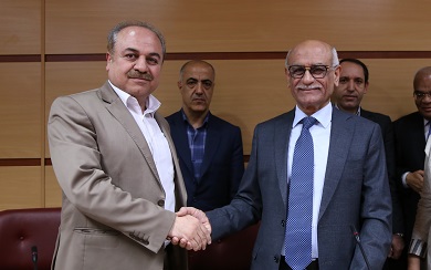 امضاء تفاهم نامه همکاری های بانکی ایران و عراق/ روابط بانکی با همسایه غربی توسعه می یابد