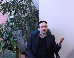 تغییر سال پایه عامل تغییر در محاسبه رشد اقتصادی / بانک مرکزی مقید به اصول حرفه ای محاسبات آماری است