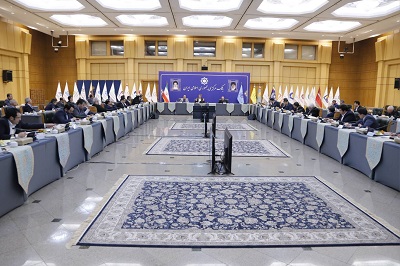 دکتر فرزین: نرخ رشد اقتصادی کشور طی 9 ماهه امسال نسبت به مدت مشابه سال قبل معادل 4.5 درصد/ نرخ تورم نقطه به نقطه از ابتدای سال جاری تا پایان بهمن ماه ۲۲ واحد کاهش یافت/ تاثیر آزادسازی منابع و نیز گشایش های دو - سه هفته اخیر در برخی کشورها بر رشد سرمایه گذاری ها